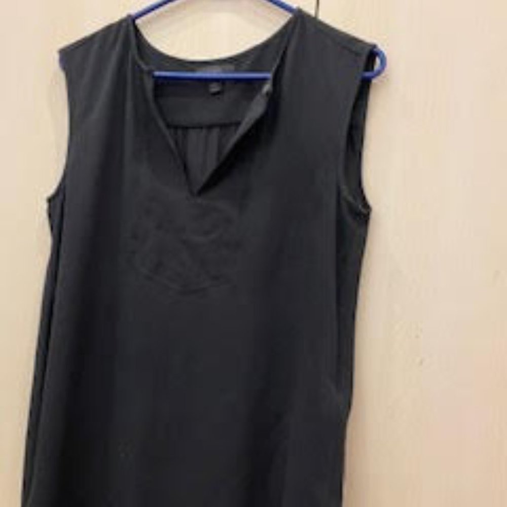 J crew black sleeveless shell